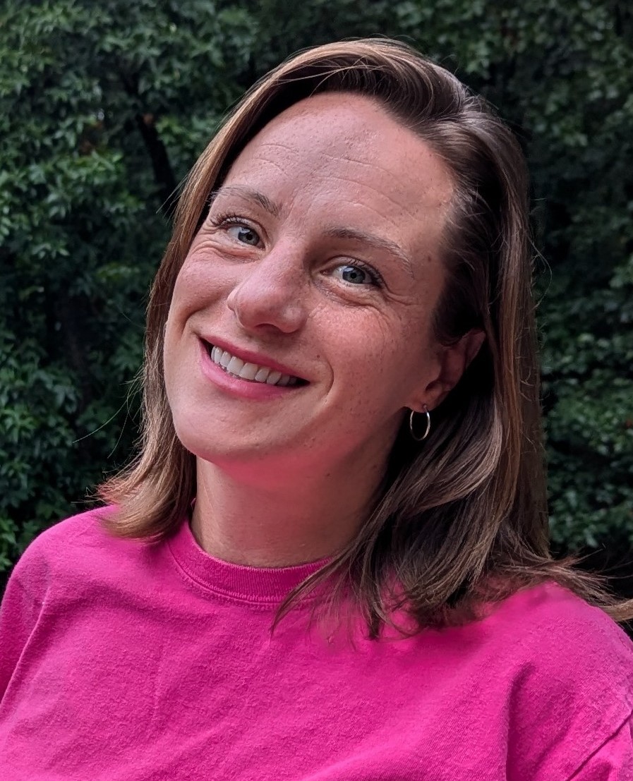 Staff image of Bonnie Starcher